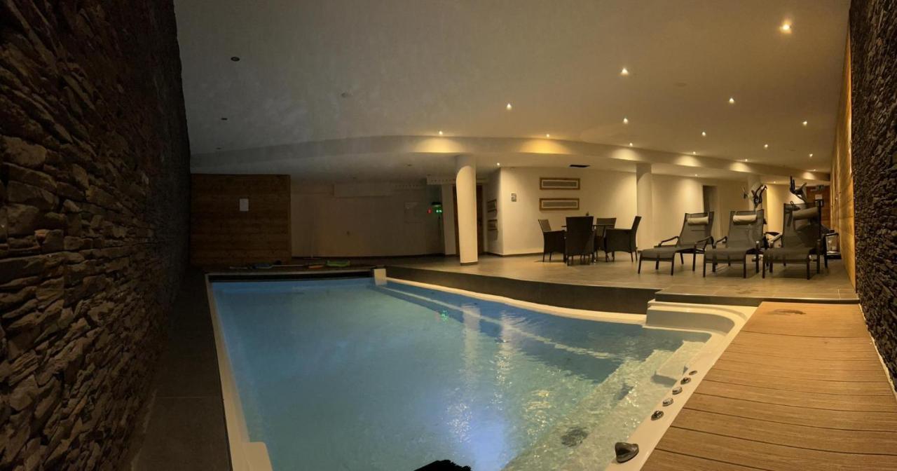 Superbe Appartement Champex-Lac Avec Piscine Et Sauna Екстериор снимка