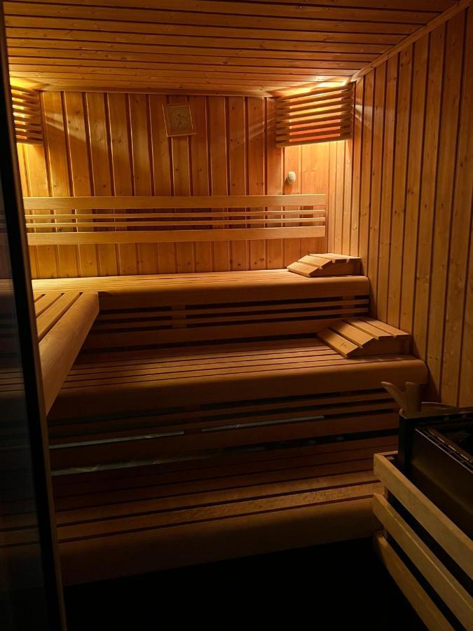 Superbe Appartement Champex-Lac Avec Piscine Et Sauna Екстериор снимка