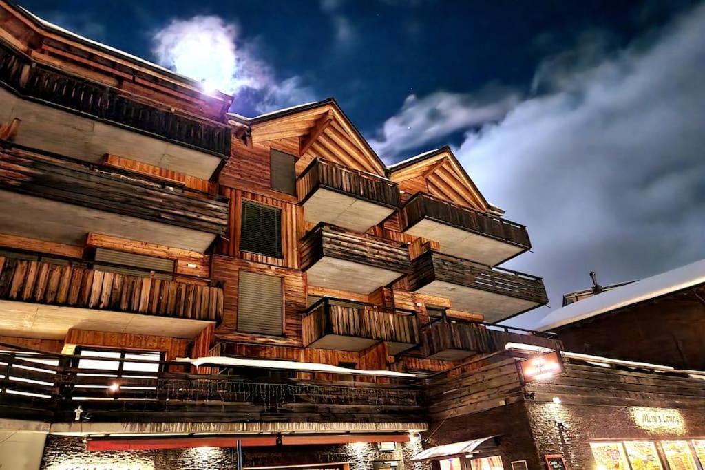 Superbe Appartement Champex-Lac Avec Piscine Et Sauna Екстериор снимка
